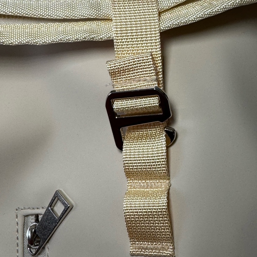 Cream Backpack Cooler Set‎ - Picture 6 of 10